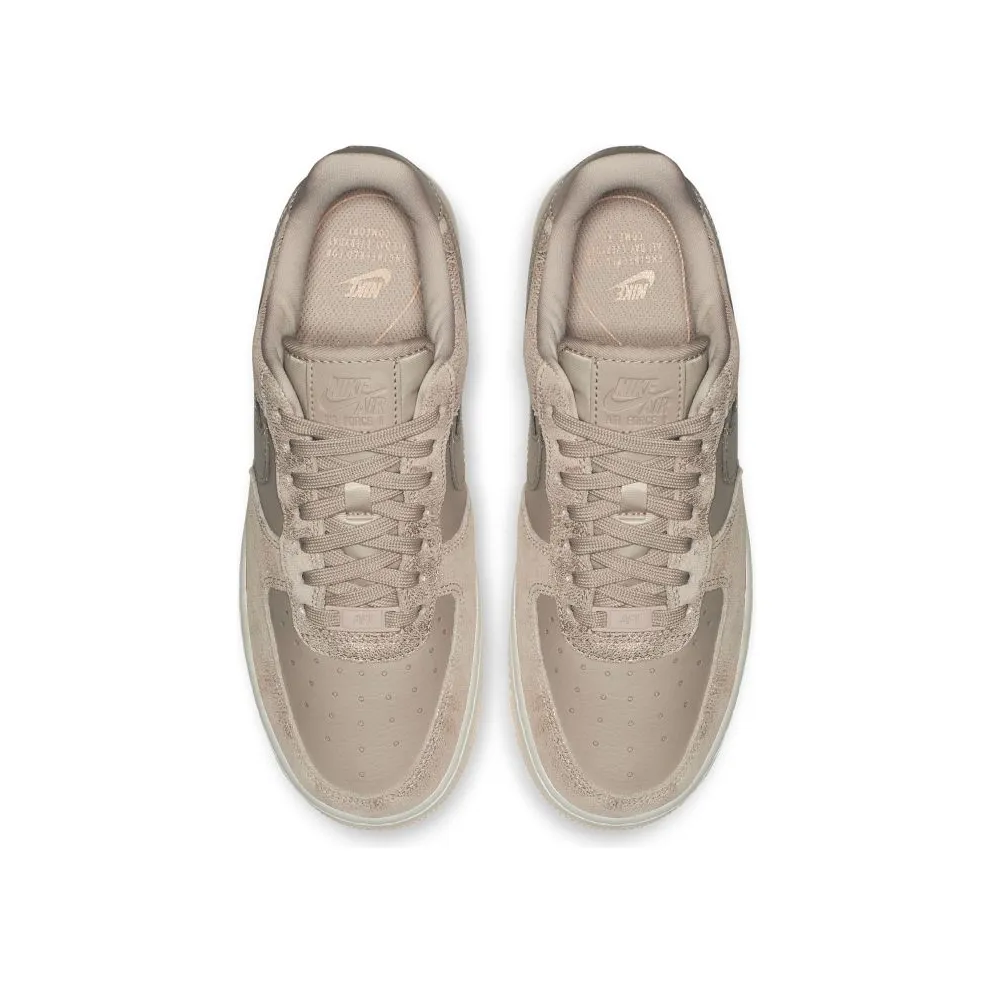 Nike Air Force 1 Low Metallic Red Bronze (W) Metallic Red Bronze/Summit White-Crimson Tint-Particle Beige (616725-901)