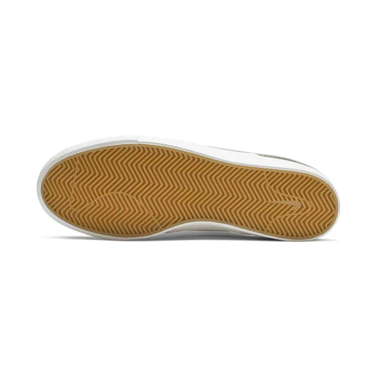 nike-zoom AQ7475-002