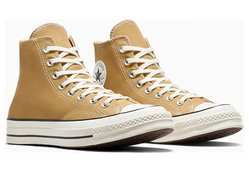 converse-chuck-taylor-all-star A08616C