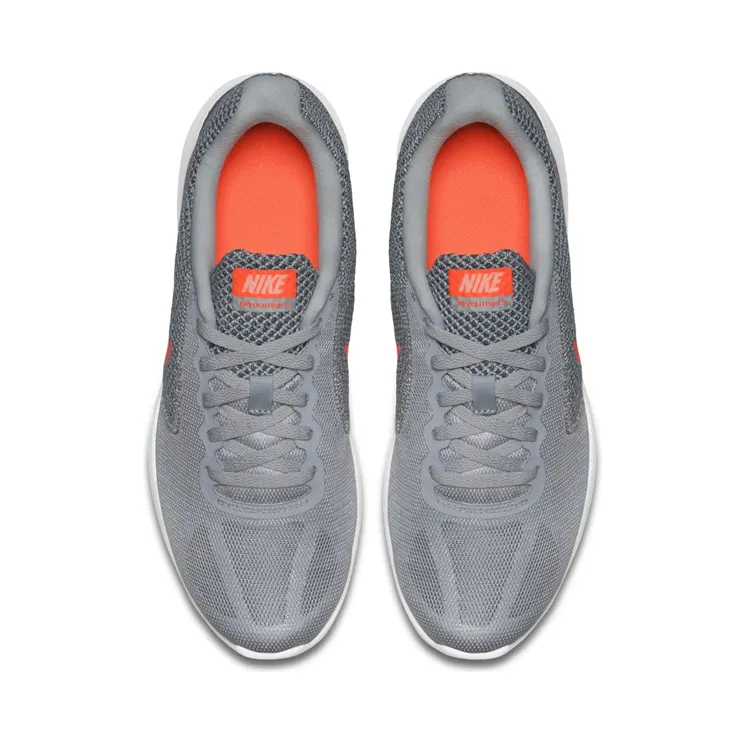 nike-revolution 819303-002
