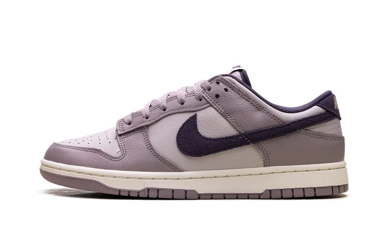 Nike Dunk Low SE “Light Violet Ore” (HQ3642-202)