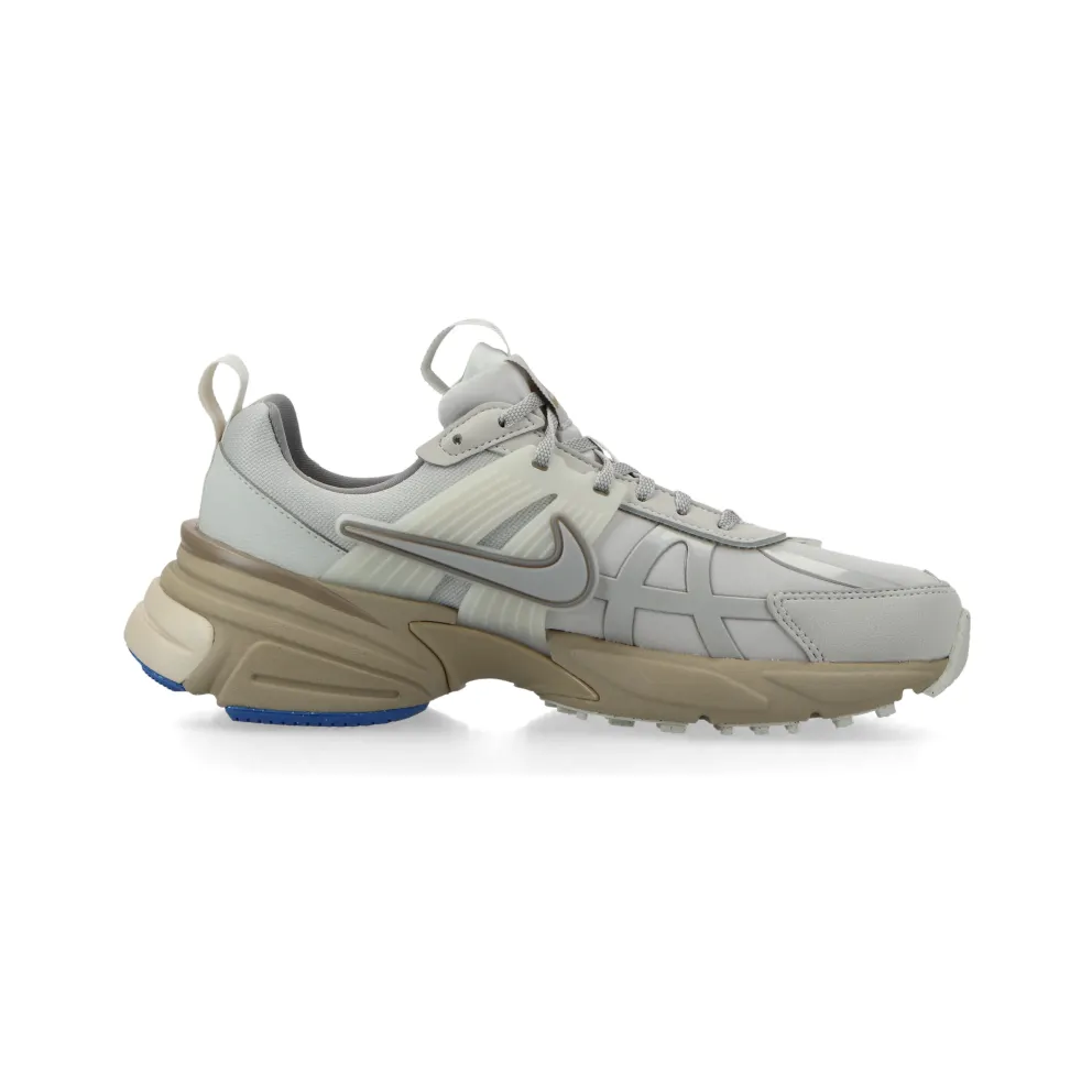 Nike V2K Run Gore-Tex (lt iron ore / light bone / khaki) – FZ2622-002