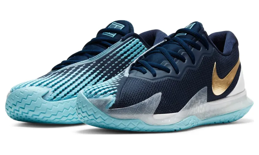 nikecourt CD0424-401