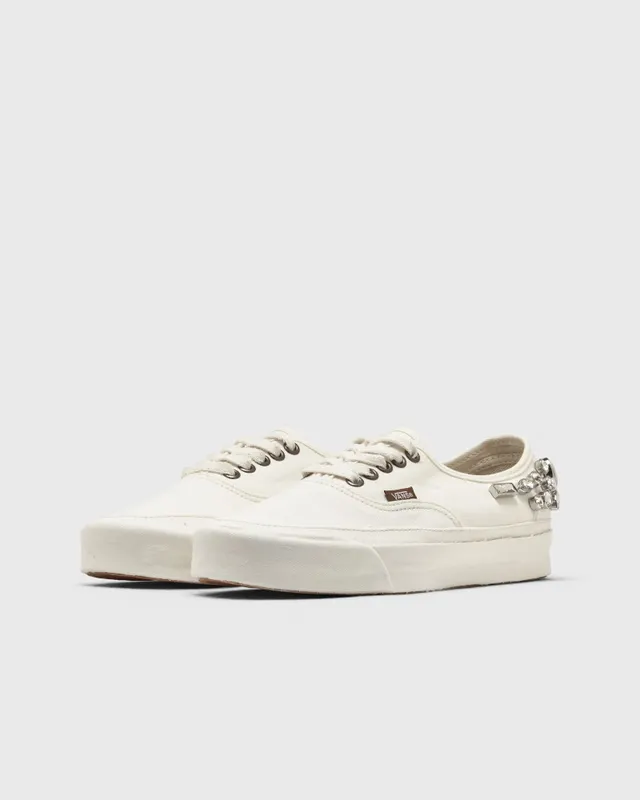 Vans LX Authentic 44 verfraaid with kristallen and pailletten – Beige (VN000DB8CCZ1)