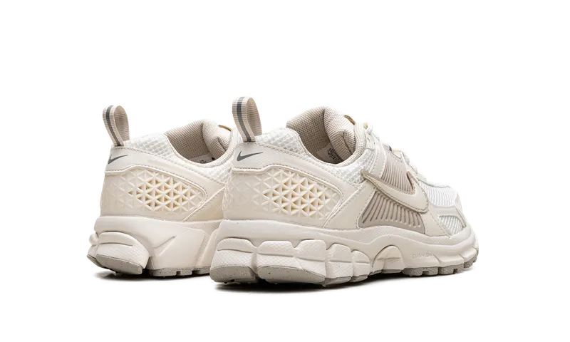 Nike Zoom Vomero GS “Pale Ivory” (HF6998-101)