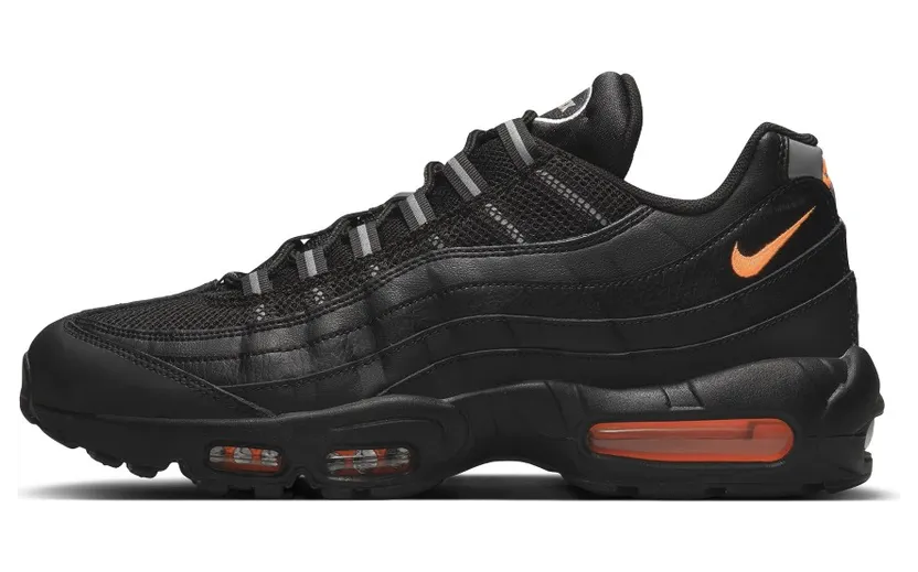 Nike Air Max 95 Essential Zwart (DJ6884-001)