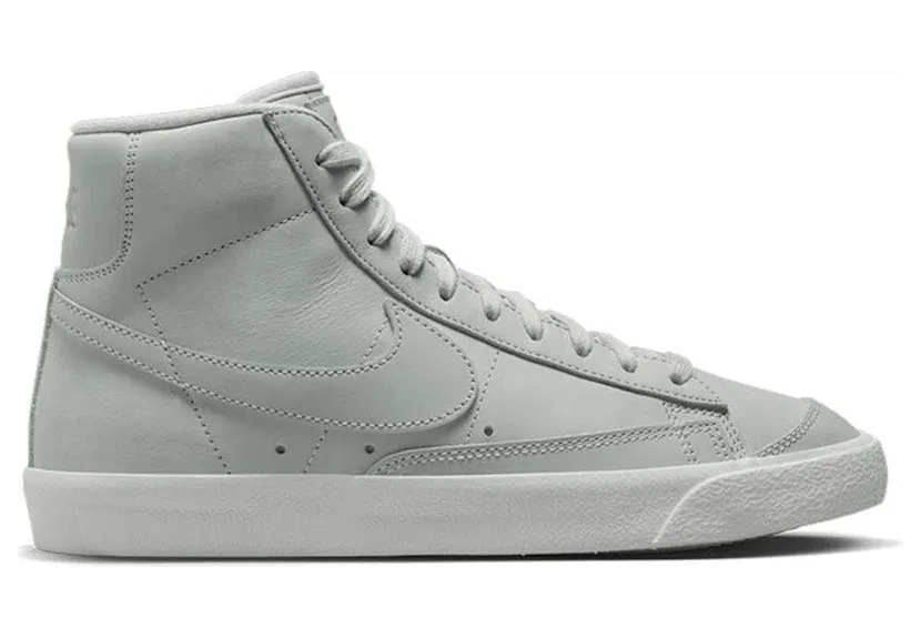 Nike Blazer Mid Premium MF Photon Dust (DQ7572-001)