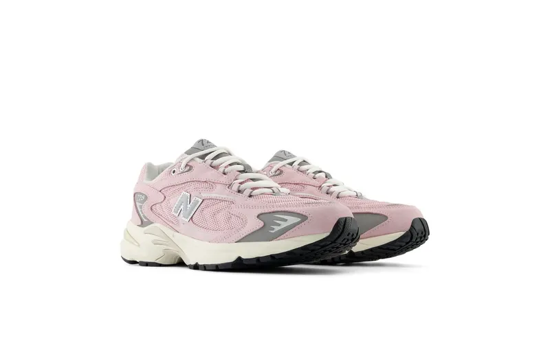 New Balance 725 “Mid Century Pink” (ML725BD)