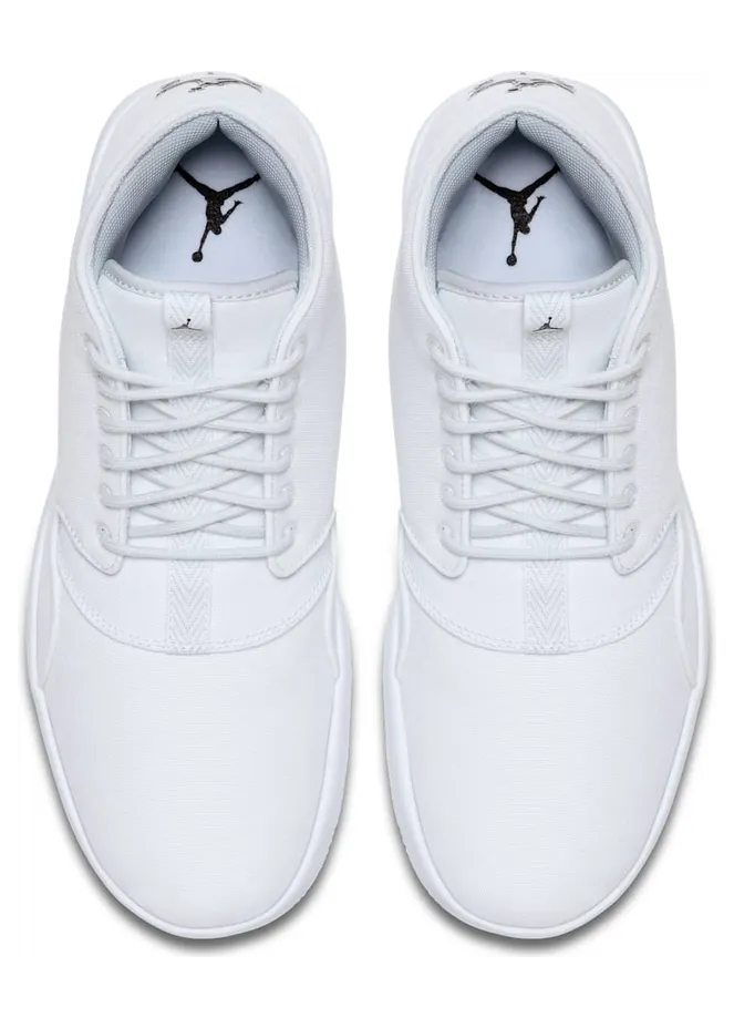 jordan-eclipse-chukka 881453-100