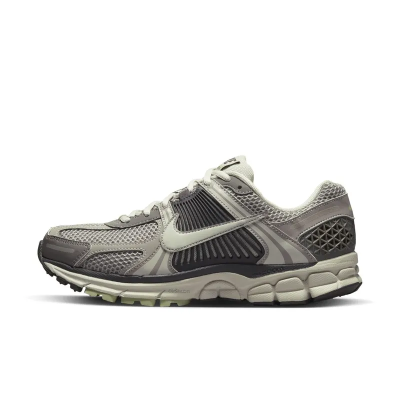 Nike Zoom Vomero 5 Cobblestone/Light Bone/Medium Ash/Light Bone (FB8825-001)
