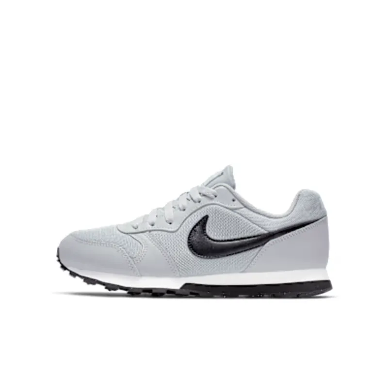 Nike MD Runner 2 “Wolf Grey / White / Black” (807316-003)