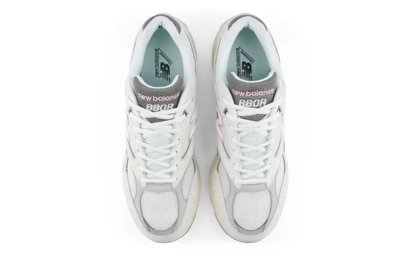 New Balance 880 Reflection / White Pink