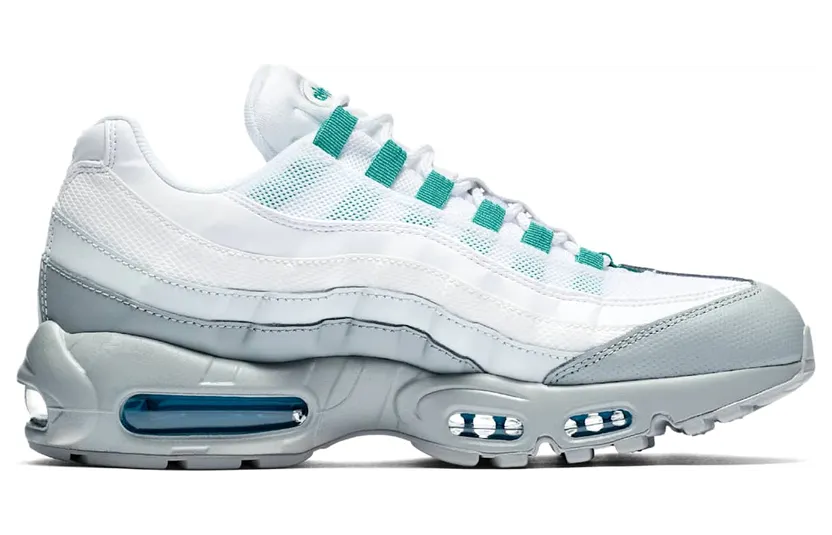 nike-air-max 749766-032