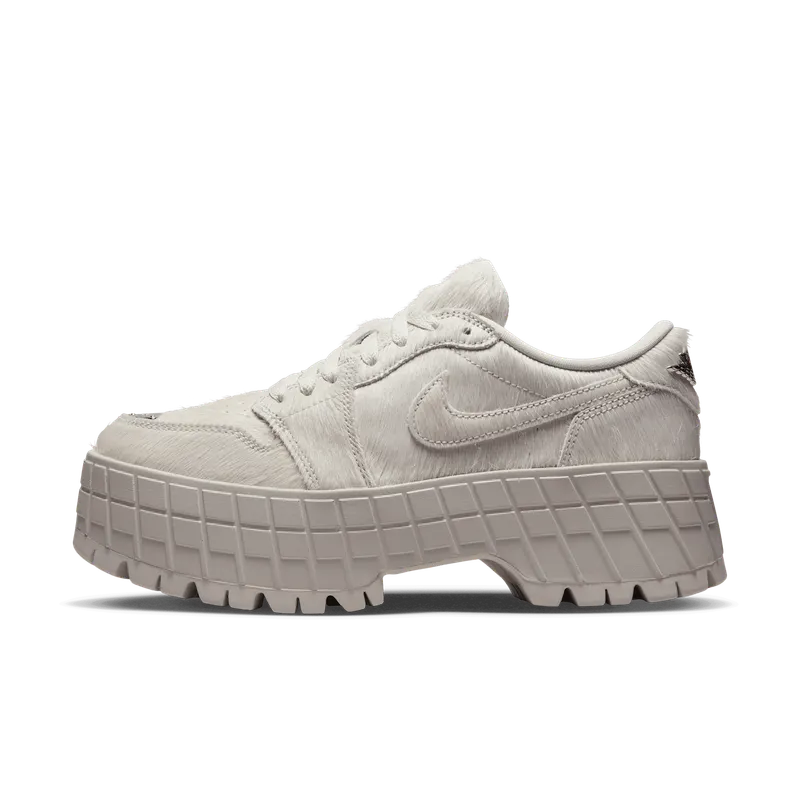 Jordan 1 Low Brooklyn Light Bone Metallic Silver (IB7210-001)