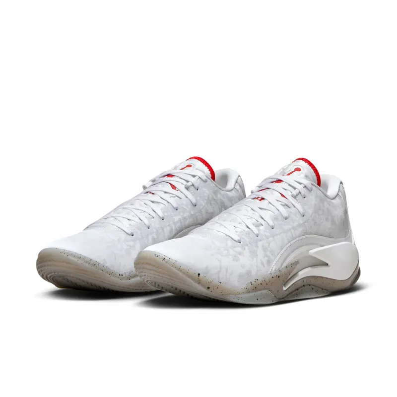 Air Jordan Zion 3 “White/University Red” (DR0675-106)
