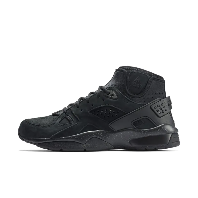 Nike Air Mowabb ACG Blackout (2015) Black/White-Total Orange (749492-018)