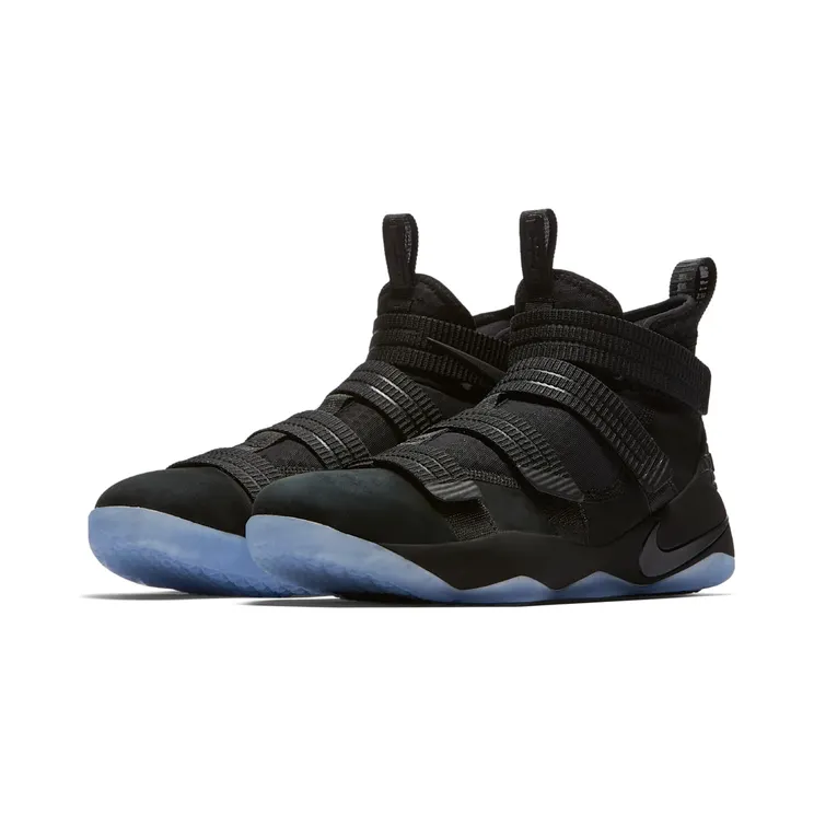 nike-lebron 897646-001