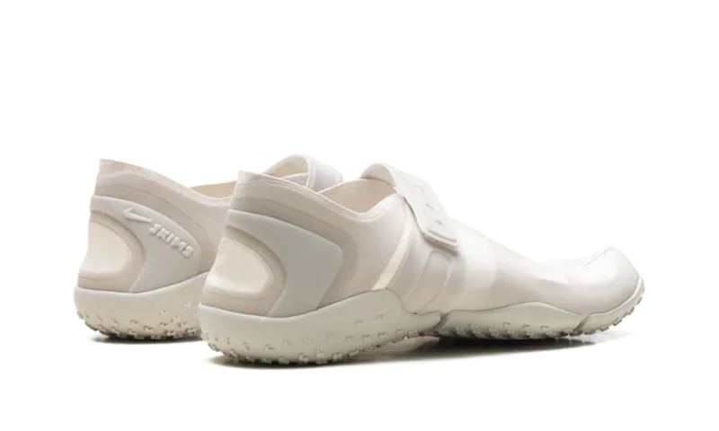 Nike Rift Mesh “SKIMS Light Bone” (IO7694-002)