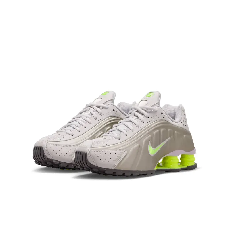 Nike Shox R4 GS “College Grey / Volt” (CW2626-008)