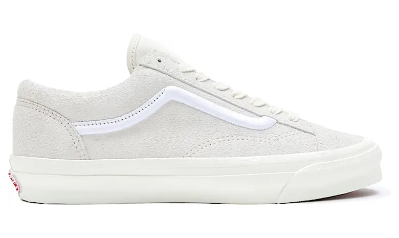 vans-style VN0A4BVEQJM