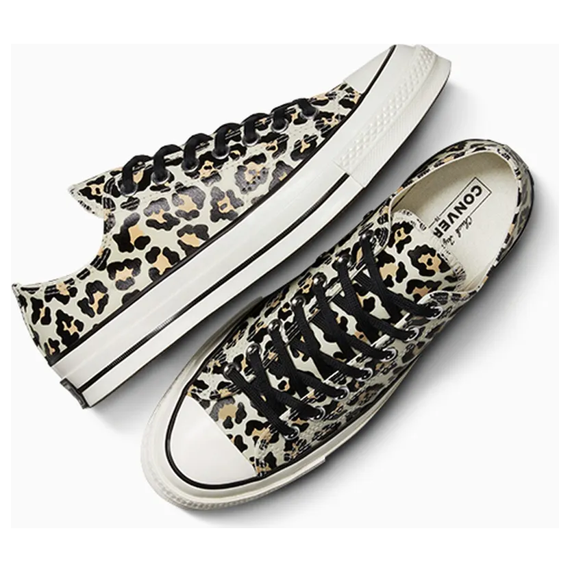 converse-chuck-taylor-all-star A15033C