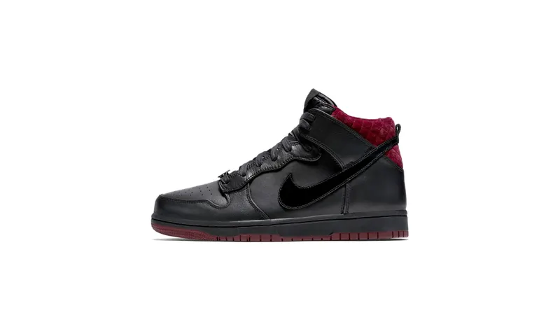 Nike Dunk CMFT Coffin Black/Black-Team Red (716714-003)