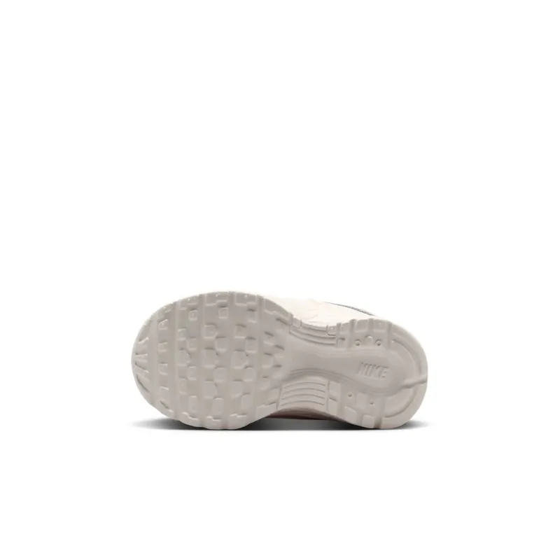 Nike P-6000 Sail/Chalk/Pink Smoke/Sail (IO4646-105)