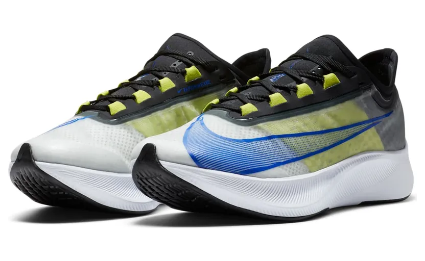 nike-zoom AT8240-104