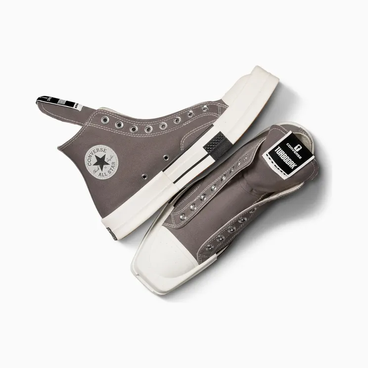 converse-chuck-taylor-all-star A03938C