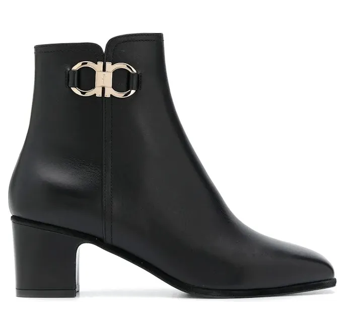 Ferragamo Leather Ankle Boots Black (01P790732958)