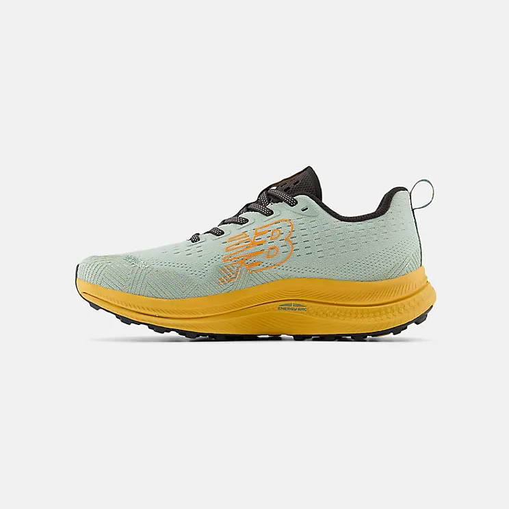 new-balance-fuelcell-supercomp WTTRXCC1
