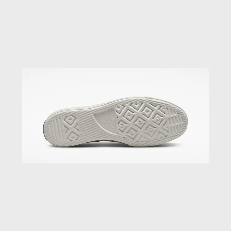 converse-chuck-taylor-all-star A01085C