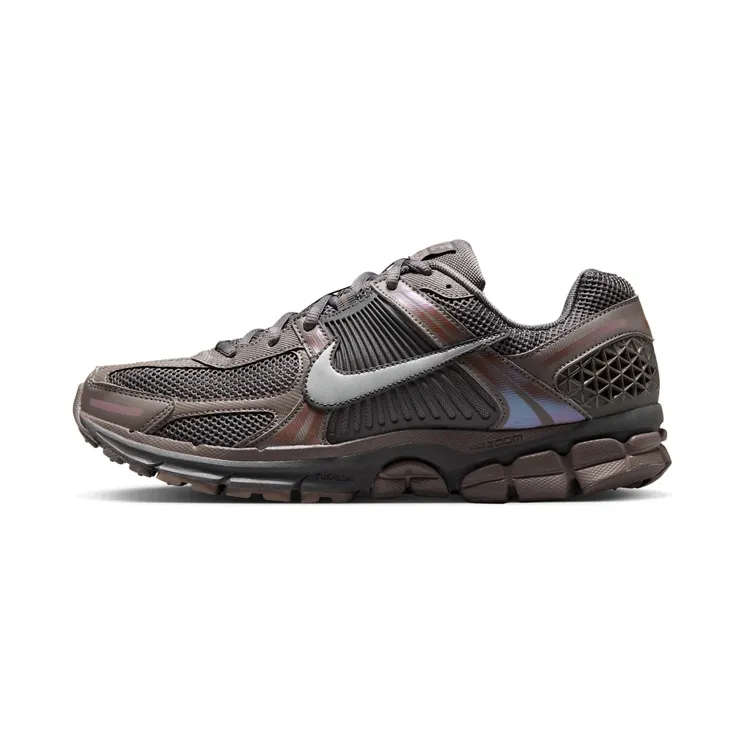 Nike Zoom Vomero 5 “Cave Stone / Metallic Silver-Multi-Color” (HF5493201)