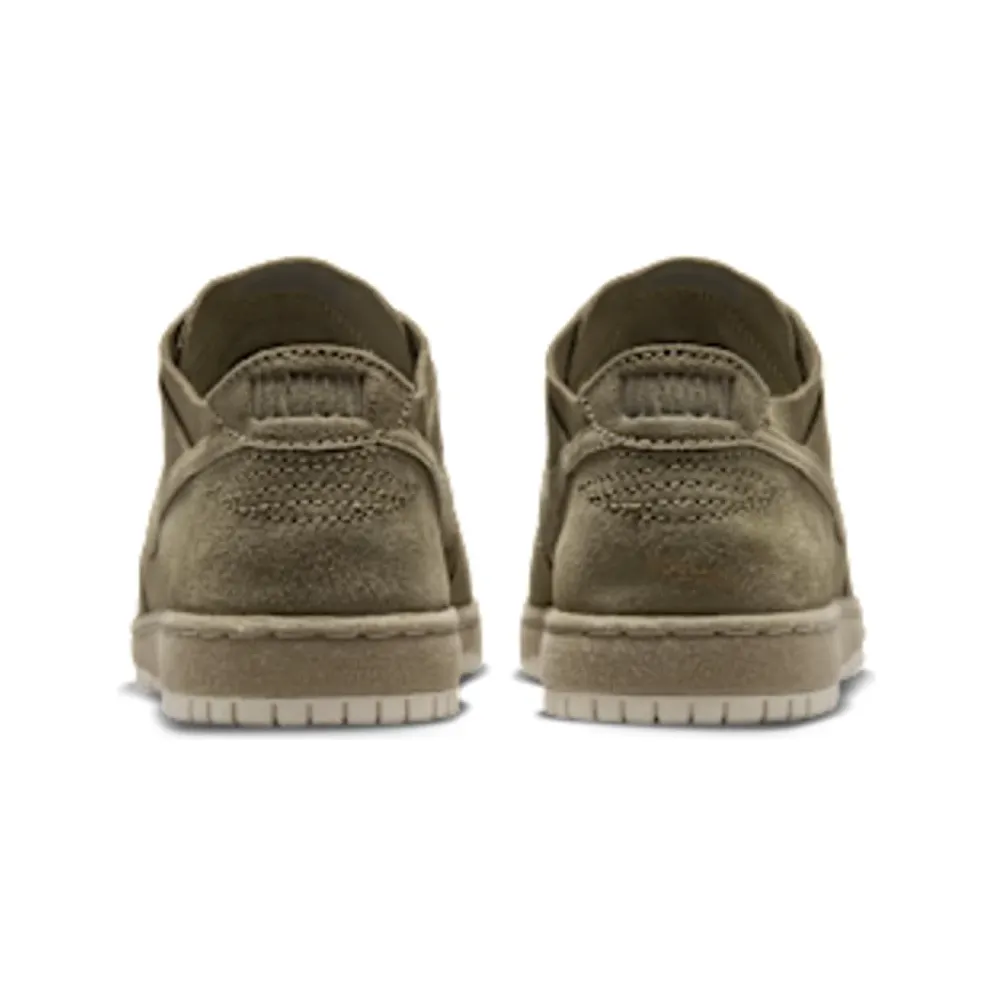 Union LA x Nike Dunk Low – “Bamboo / Bamboo-University Gold-Light Cream” (IF7380-200)