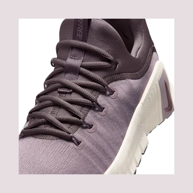 nike-free FJ7126-200