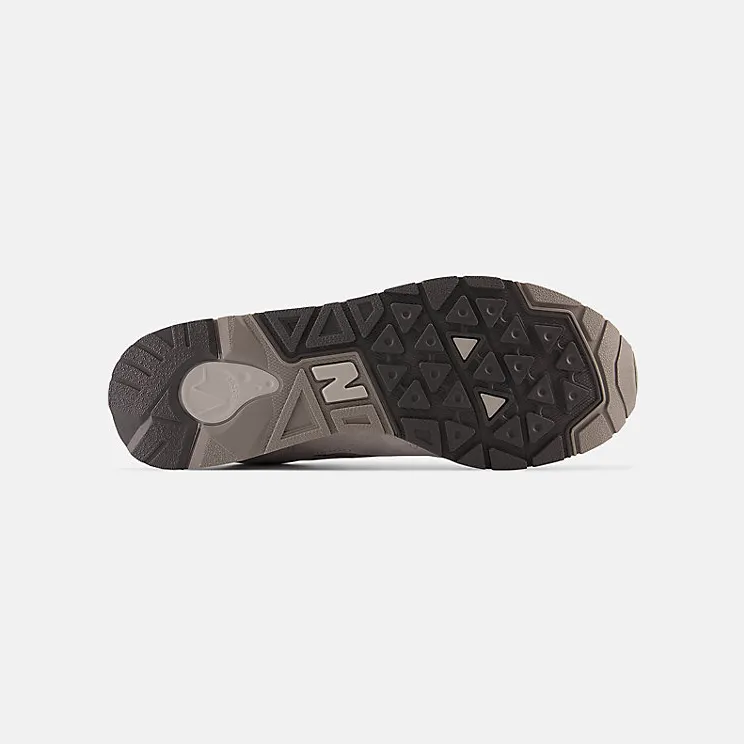 new-balance-1600 CM1600RC