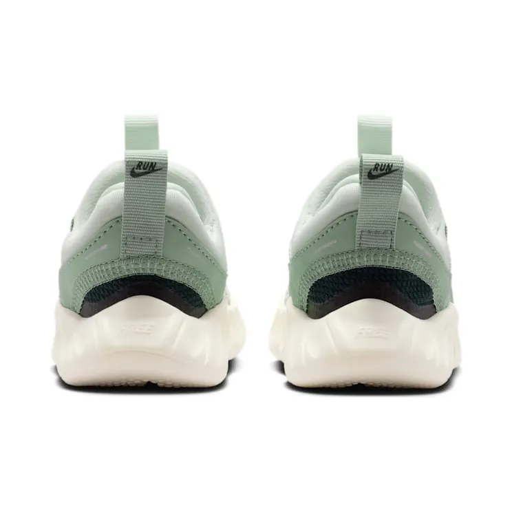 nike-free IQ5810-002