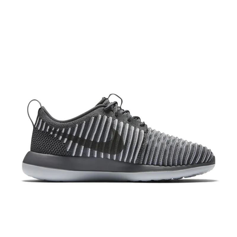 Nike Roshe Two Flyknit Pure Platinum (W) Dark Grey/Pure Platinum-Dark Grey (844929-002)