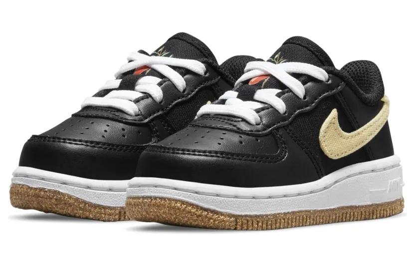 Nike Force 1 LV8 Zwart (CZ2663-001)
