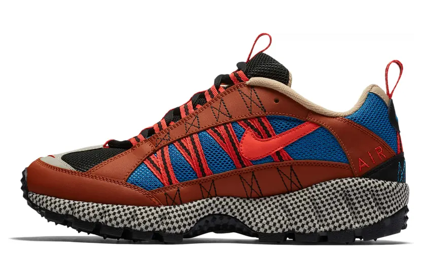 Nike Air Humara ’17 QS Dark Russet/Black Nebula (AO3297-200)