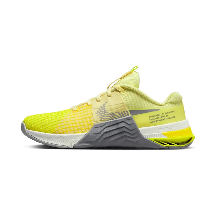 Nike Metcon 8 “Citron Tint / Cool Grey / Summit White / Light Smoke Grey” (DO9327-801)