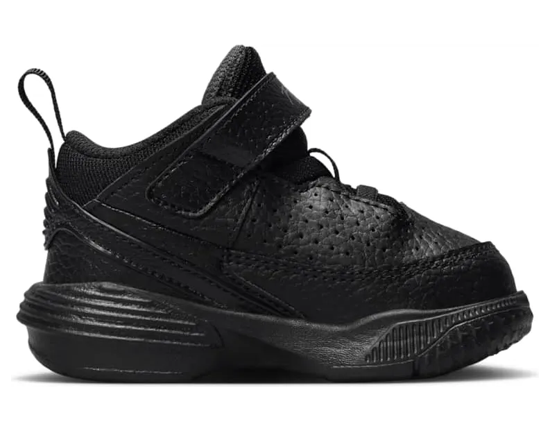 air-jordan-max-aura DZ4355-001