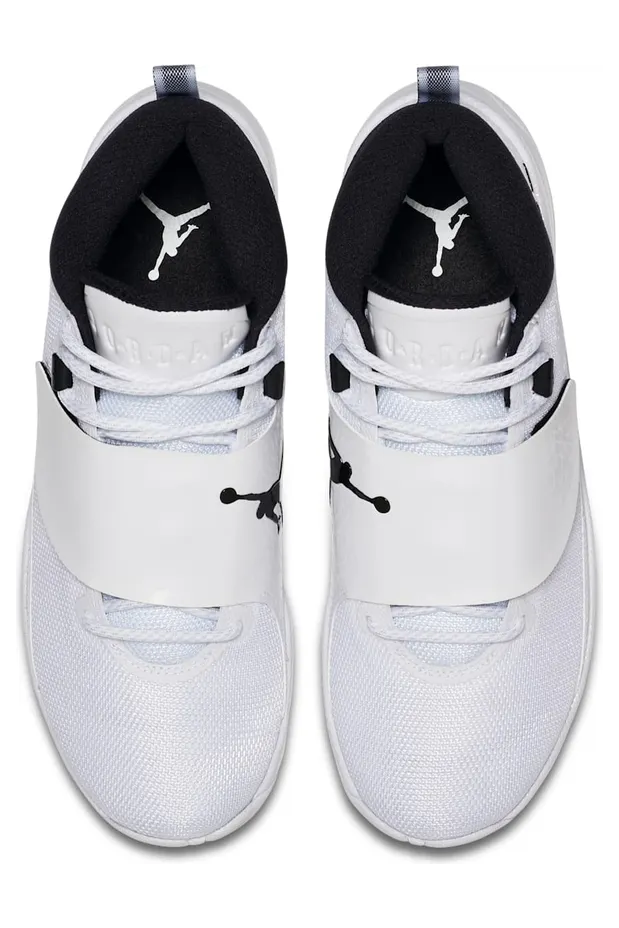 jordan-super-fly-5 881571-110