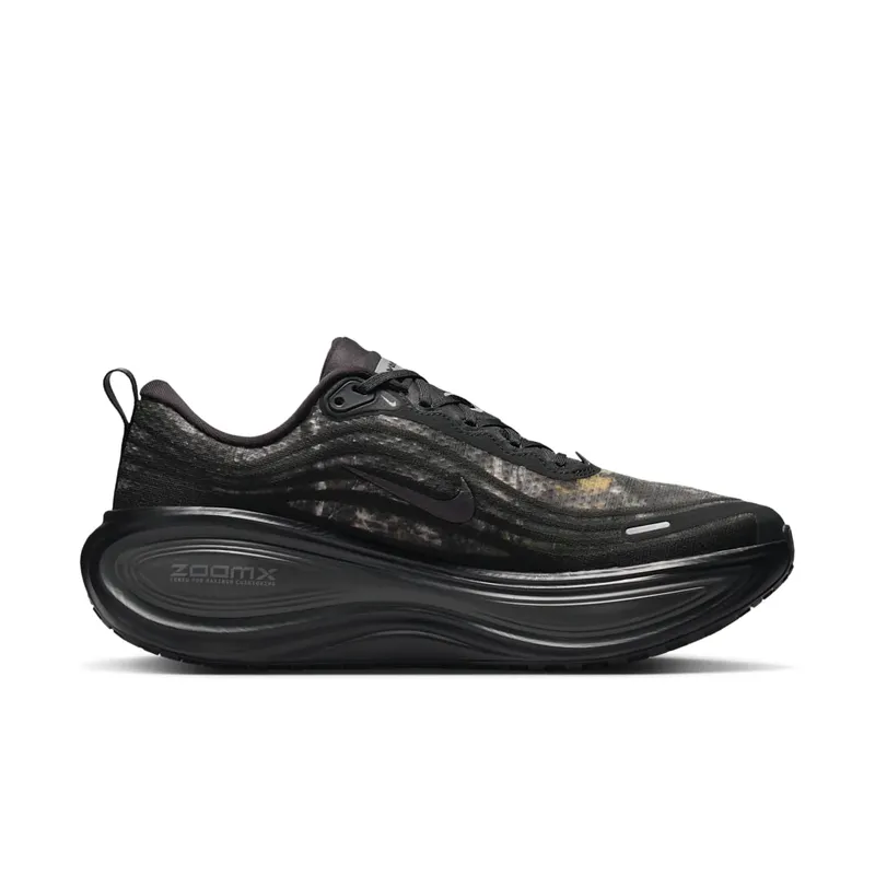Nike Vomero Plus “Black / Dark Smoke Grey / Anthracite / Metallic Dark Grey” (IM3985-001)