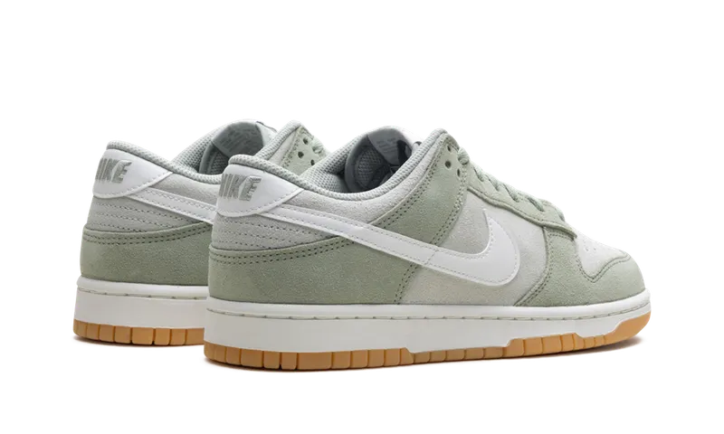 Nike Dunk Low SE “Jade Horizon” (HQ1931-300)