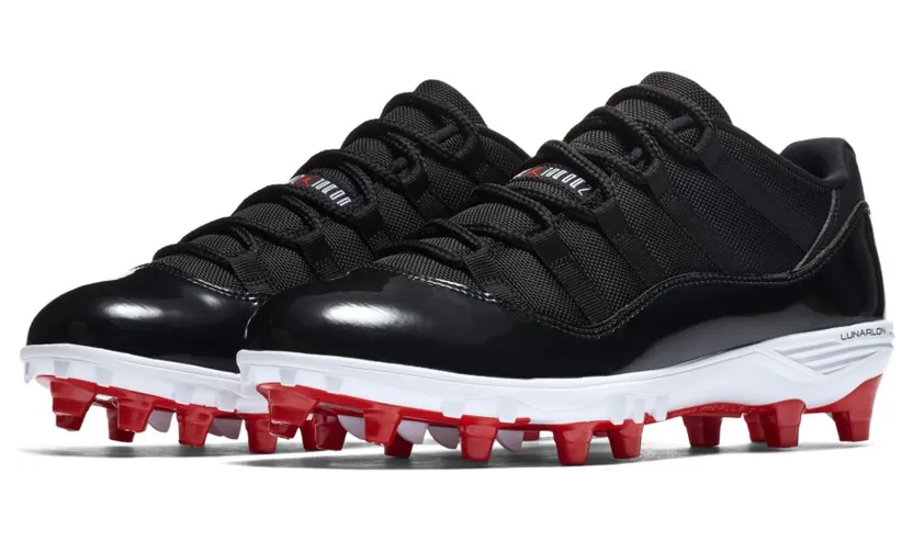 Jordan 11 Retro Low Cleat Bred