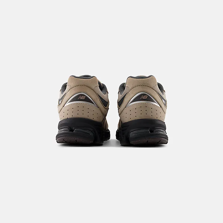 new-balance-2002r M2002REG