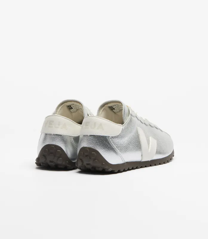 Veja Cateyes Sustainable Leather with Amazonian Rubber Sole Silver (EQ0221906)