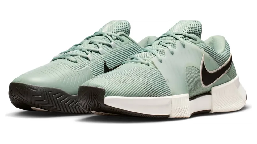 nikecourt IQ5180-005
