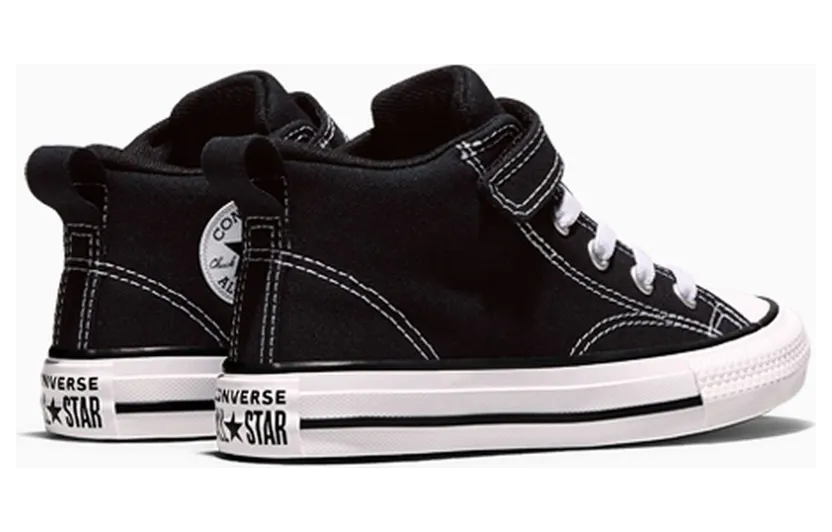 converse-chuck-taylor-all-star A04823C